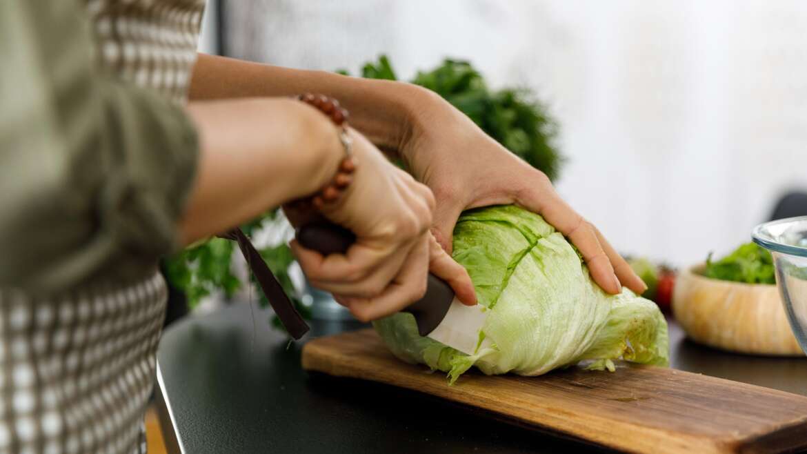 Taco Bell’s Lettuce Outbreak Is a Reminder: Know Where Your Produce Comes From